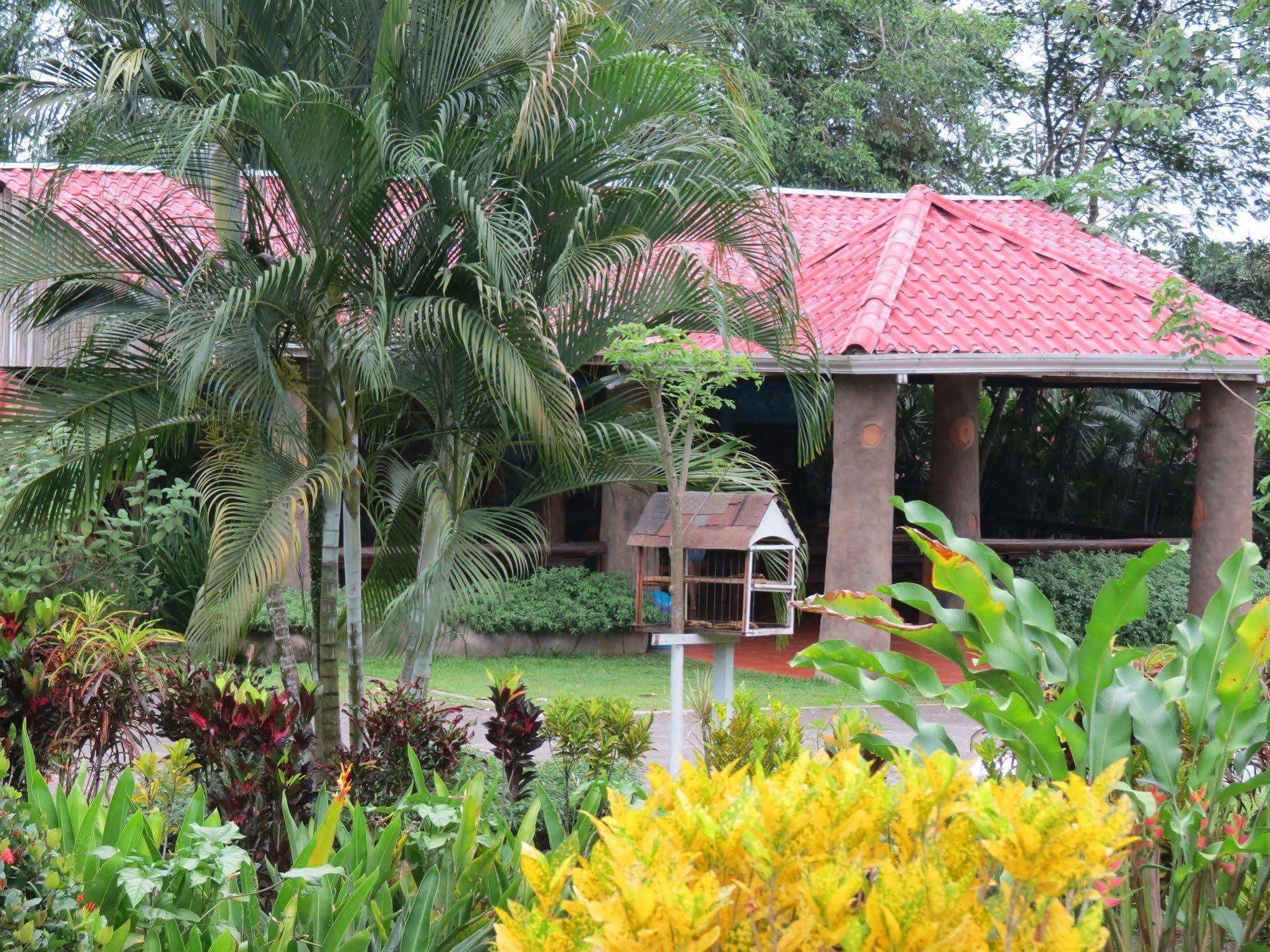Hotel Arenal Montechiari La Fortuna Esterno foto