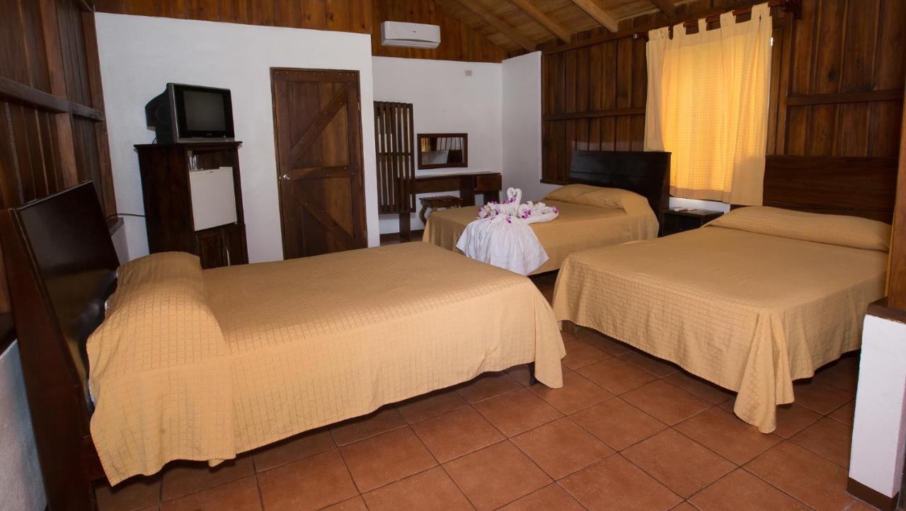Hotel Arenal Montechiari La Fortuna Esterno foto